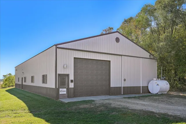 $699,900 | 1295 110th Avenue, Roberts, WI 54023