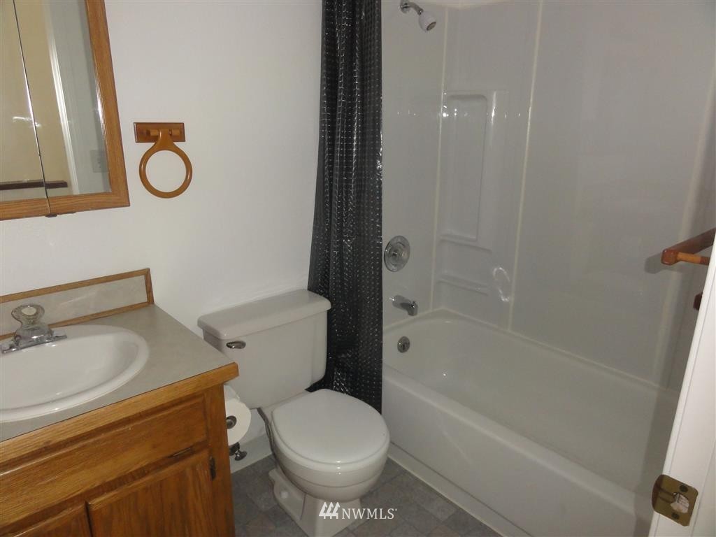 1150 Silverbrook Road Randle, WA 98377 - Photo 10 of 23 Gallery Image 10