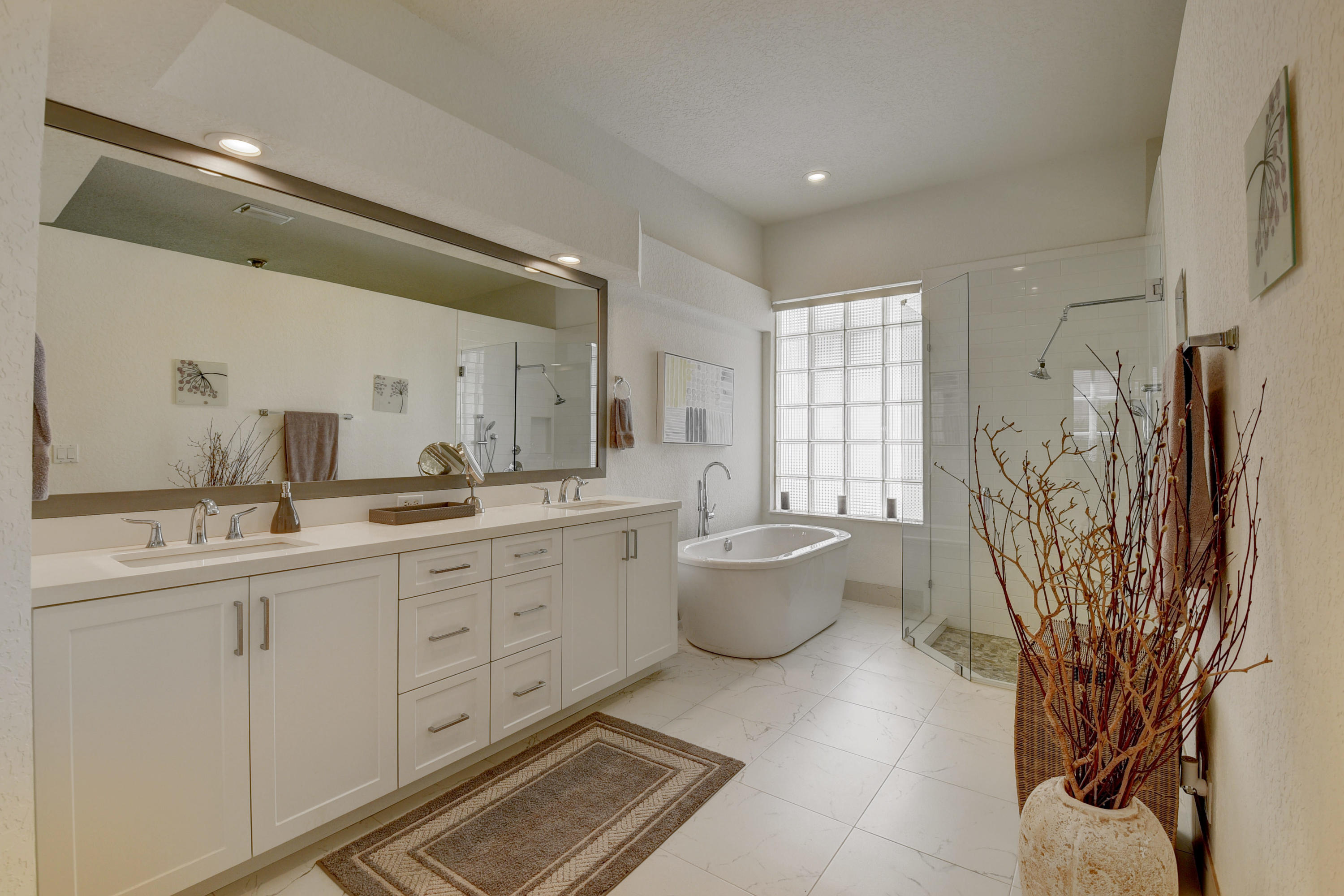 4247 Northwest 64th Lane Boca Raton, FL 33496 - Photo 12 of 22 Master Bathroom - 1