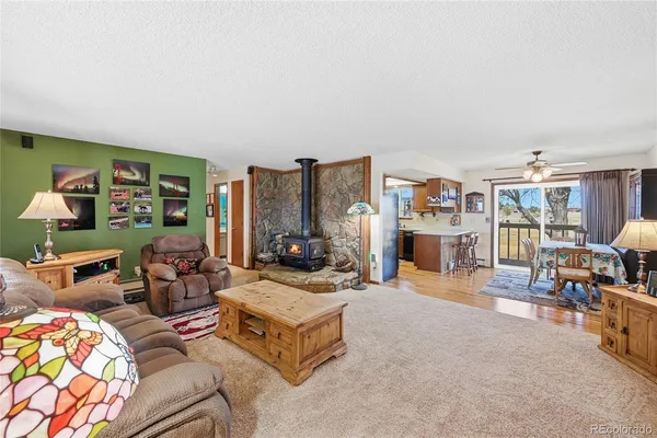 $735,000 | 1051 Pawnee Parkway, Elizabeth, CO 80107