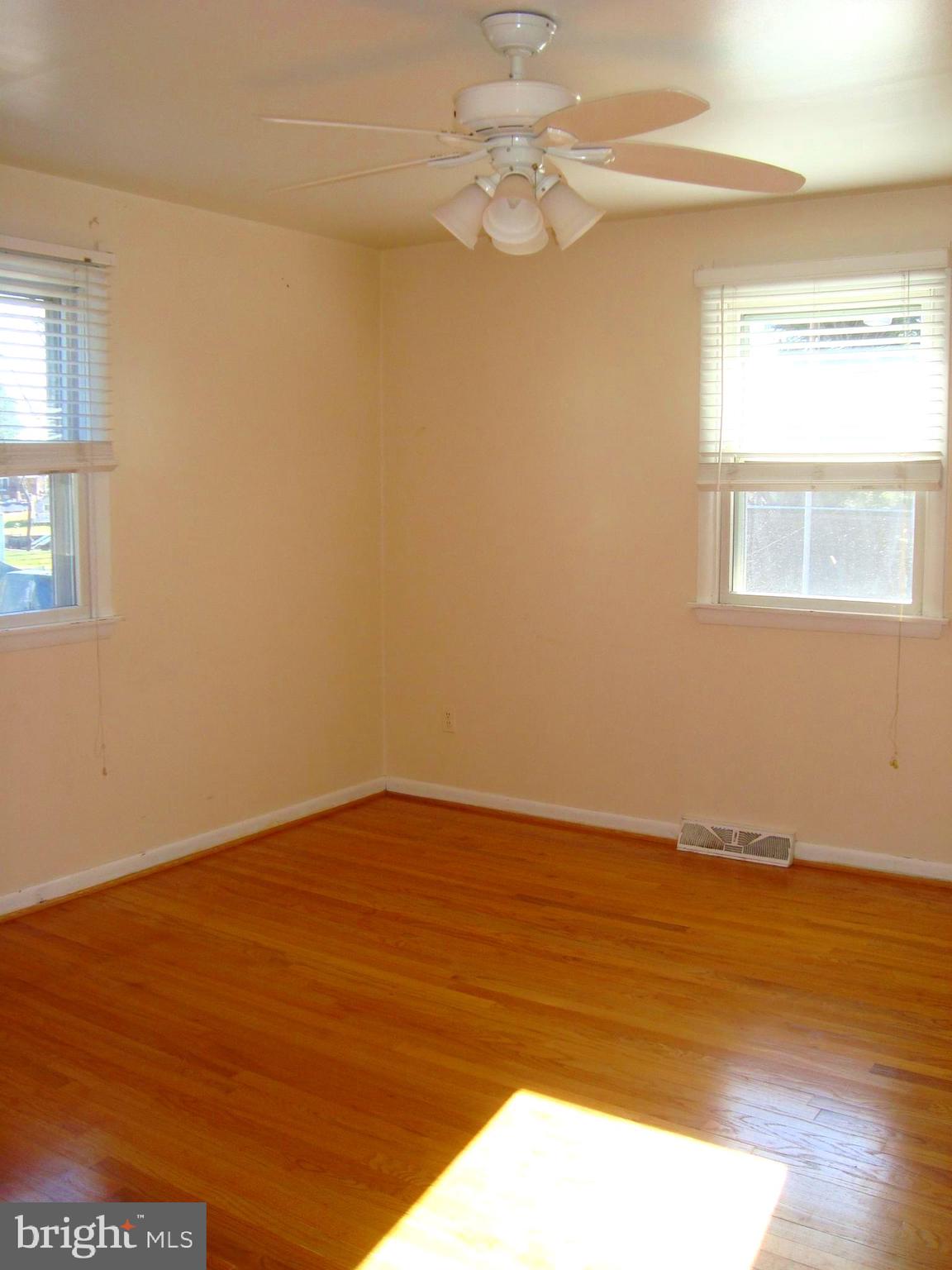 4140 Eder Road Baltimore, MD 21222 - Photo 22 of 37 Bedroom