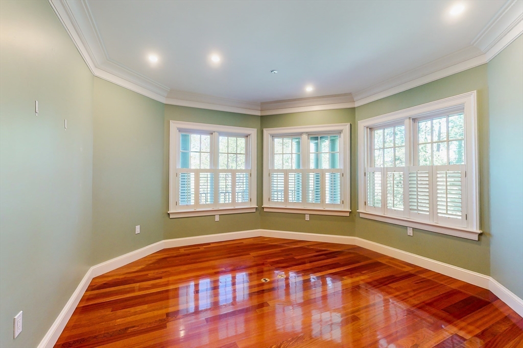 25 Myopia Road Winchester, MA 01890 - Photo 11 of 31