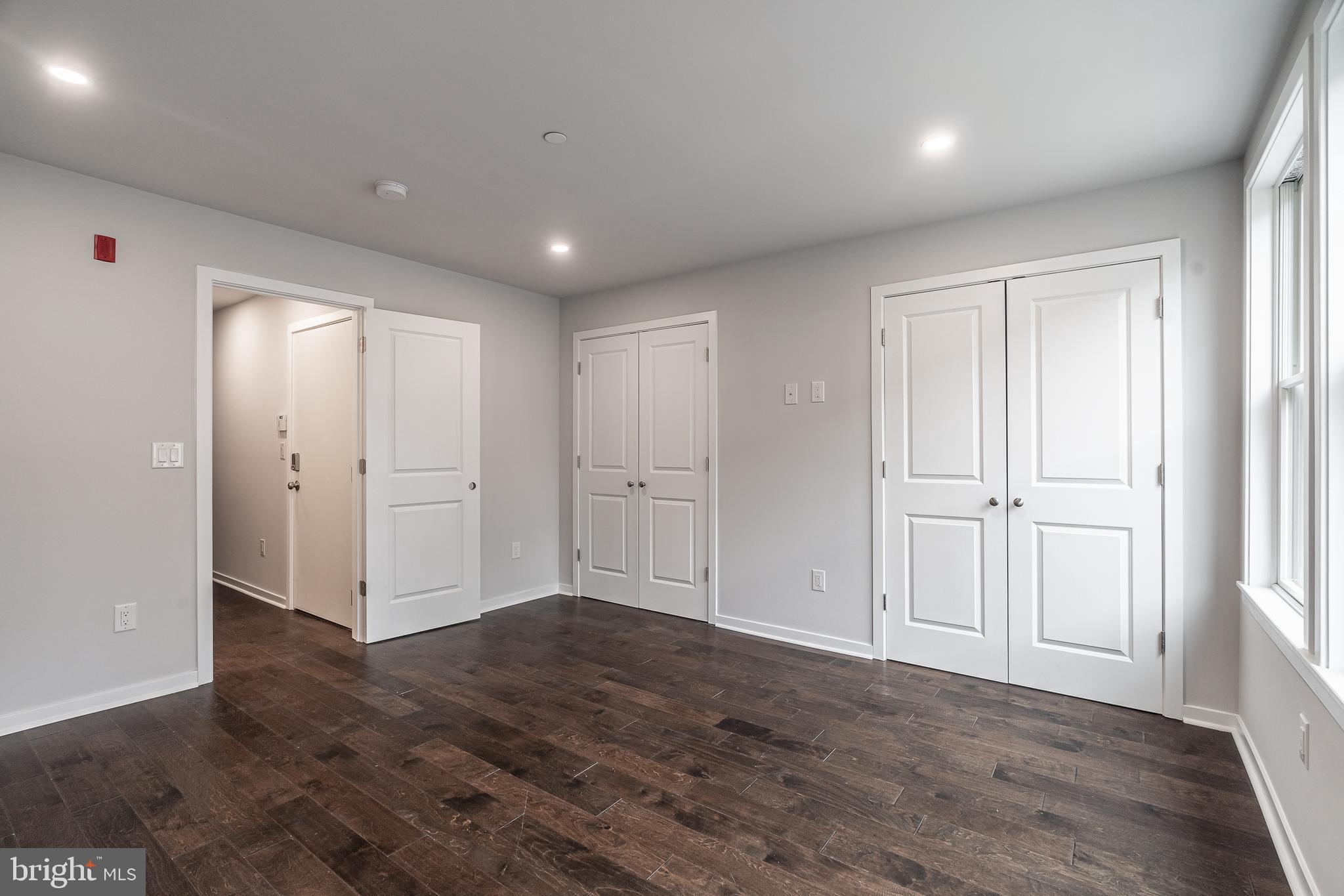 752 South 8th Street, Unit 2 Philadelphia, PA 19147 - Photo 6 of 13