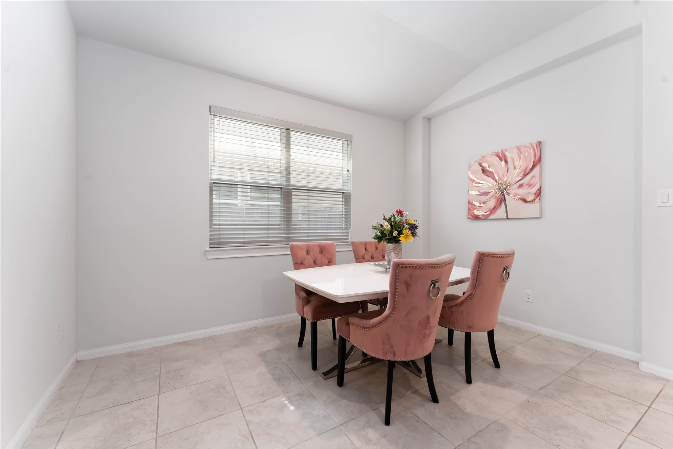 2425 Temple Crag Drive Rosharon, TX 77583 - Photo 11 of 20 Perfect for everyday living or entertaining