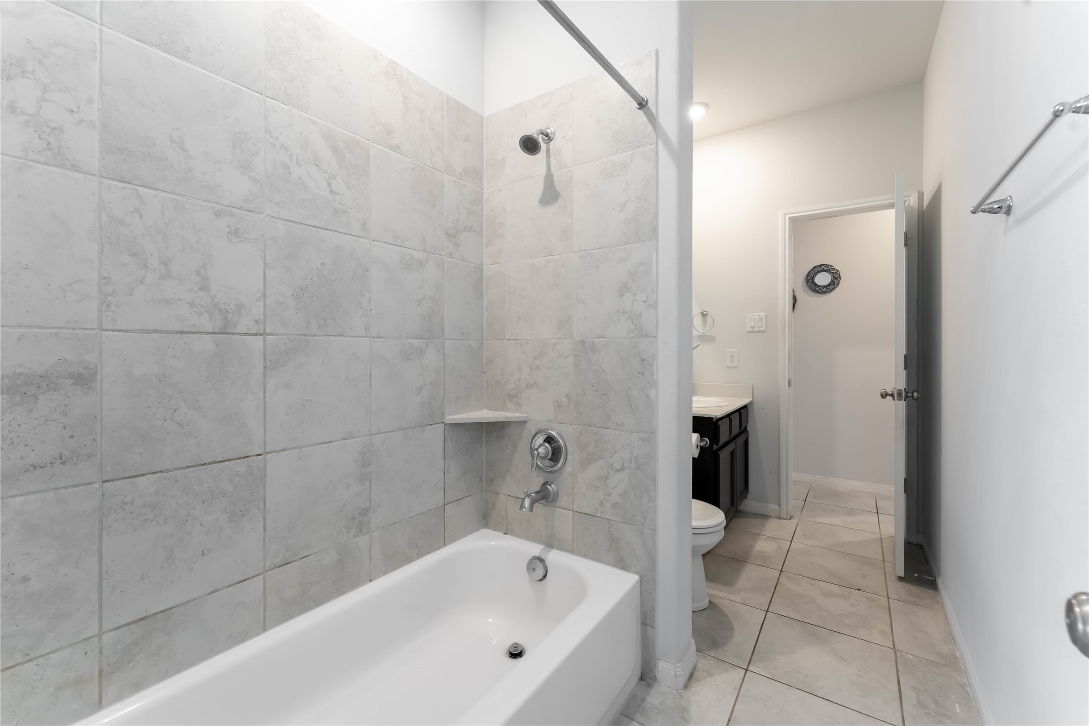 2425 Temple Crag Drive Rosharon, TX 77583 - Photo 16 of 20