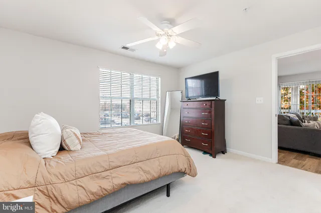 $320,000 | 8091 Lacy Drive, Unit 201, Manassas, VA 20109