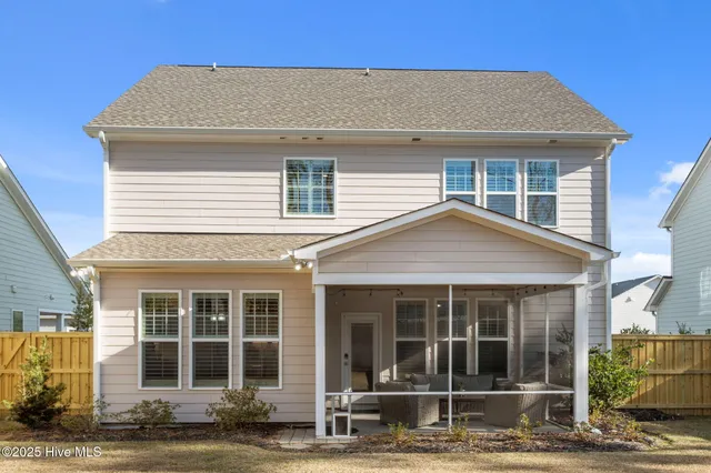 $545,000 | 35 West Cloverfield Lane, Hampstead, NC 28443
