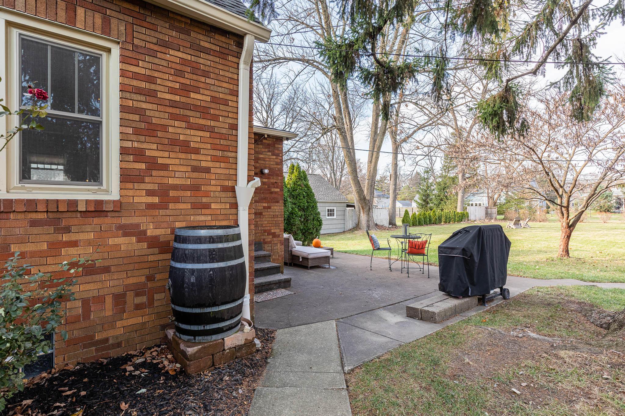 2710 Zollinger Road Columbus, OH 43221 - Photo 33 of 47