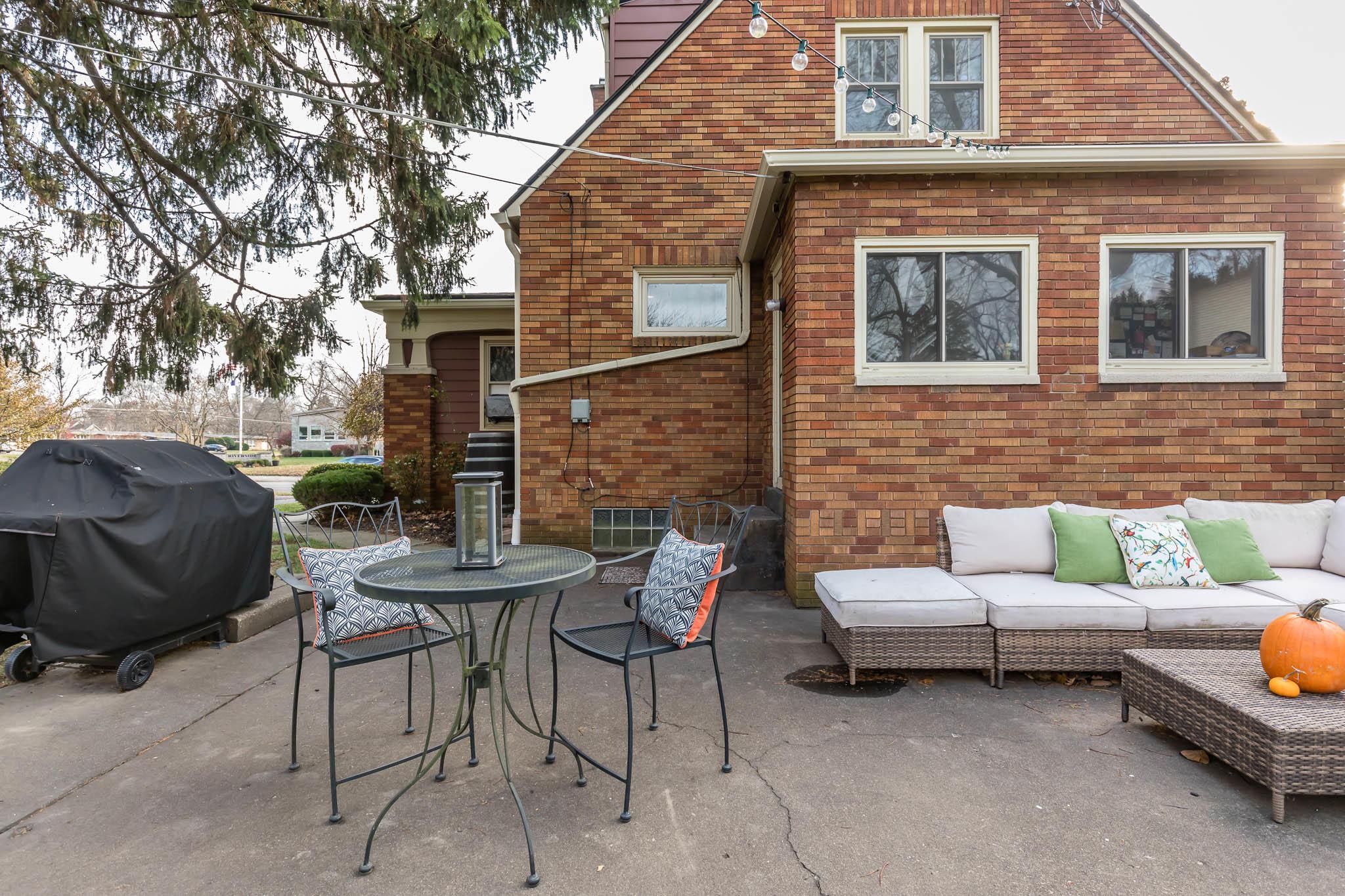 2710 Zollinger Road Columbus, OH 43221 - Photo 36 of 47