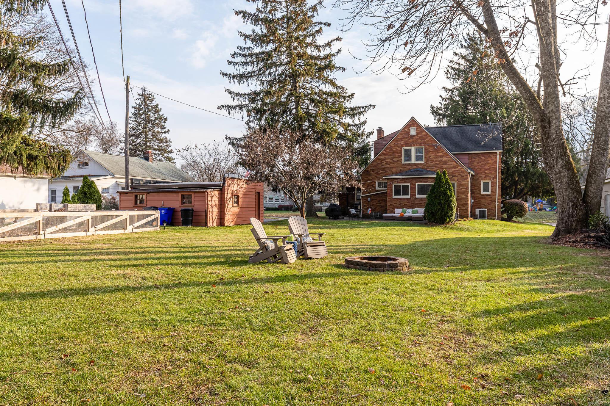 2710 Zollinger Road Columbus, OH 43221 - Photo 38 of 47