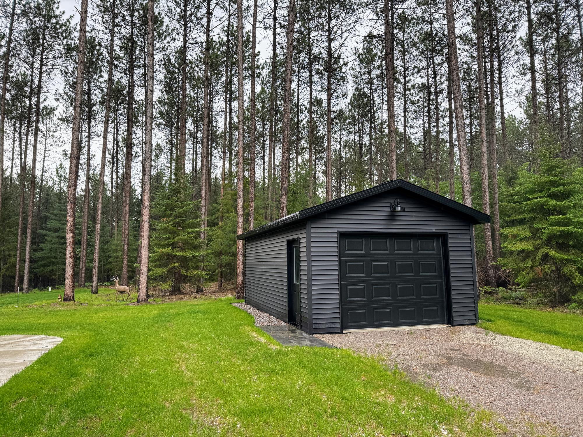 4488 Cross Country Road Rhinelander, WI 54501 - Photo 2 of 20 Gallery Image 2