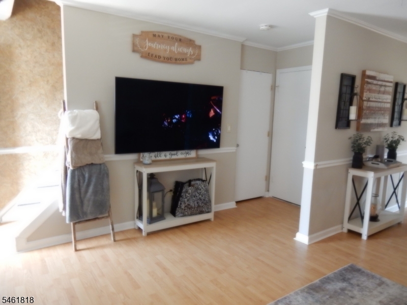 67 Rita Lane Jackson, NJ 08527 - Photo 3 of 23 Gallery Image 3