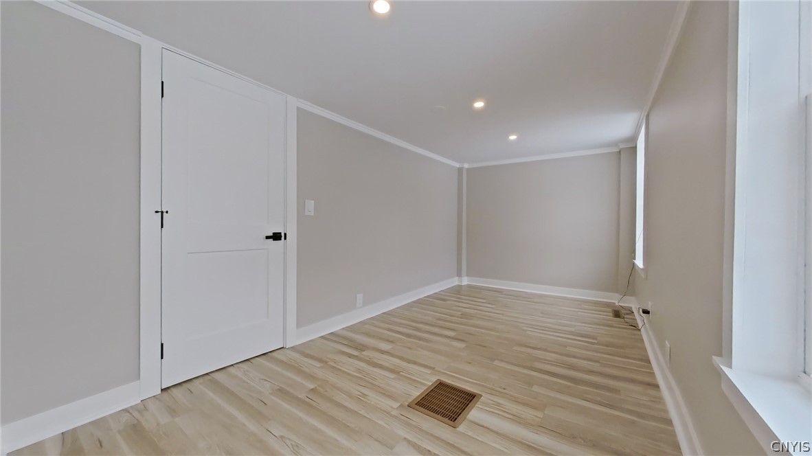 623 West Thomas Street Rome, NY 13440 - Photo 12 of 45