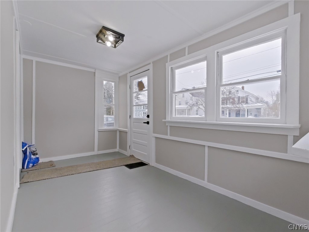 623 West Thomas Street Rome, NY 13440 - Photo 4 of 45