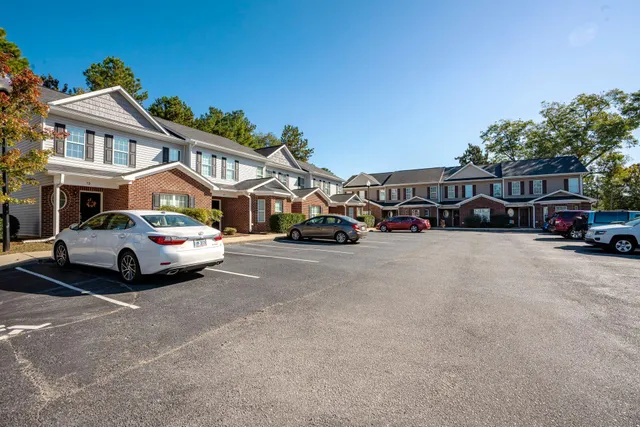 $1,675 | 35-103 Kivett Road, Unit 103, Lillington, NC 27546