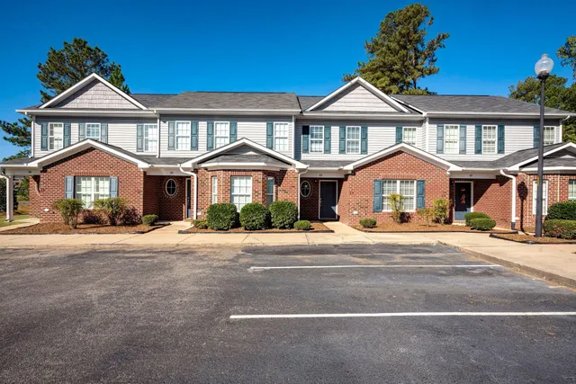 $1,675 | 35-103 Kivett Road, Unit 103, Lillington, NC 27546