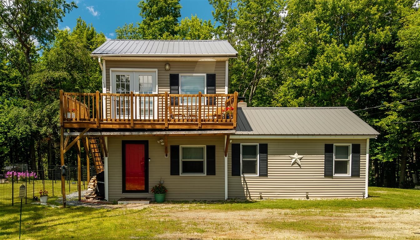 378 Highway 3 Carroll, NH 03595 - Photo 1 of 53