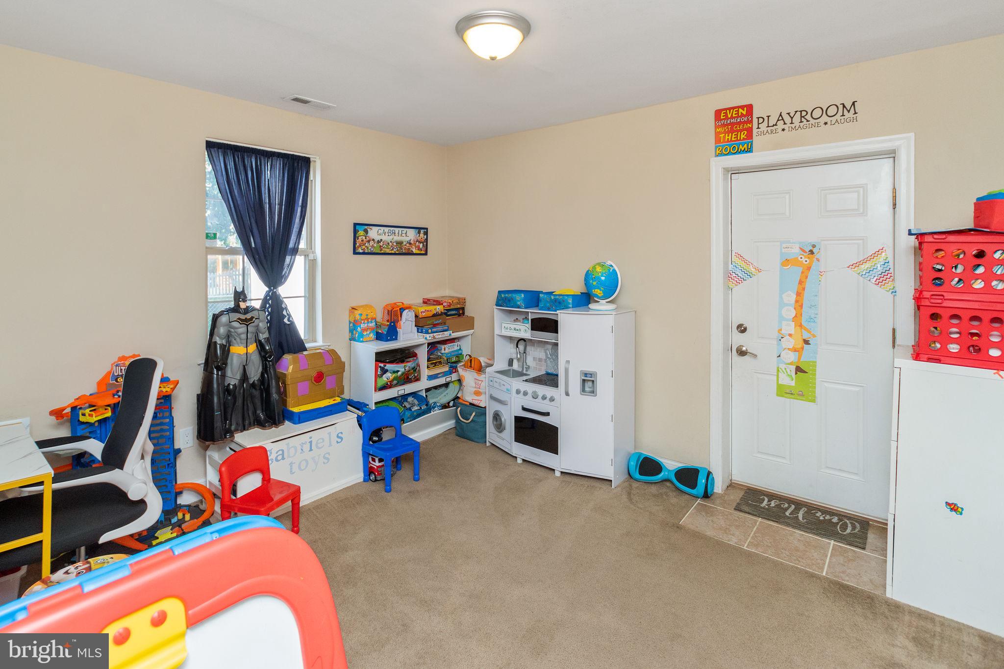 9210 Exeter Road Philadelphia, PA 19114 - Photo 17 of 18 Bedroom 3 could be a den or home office