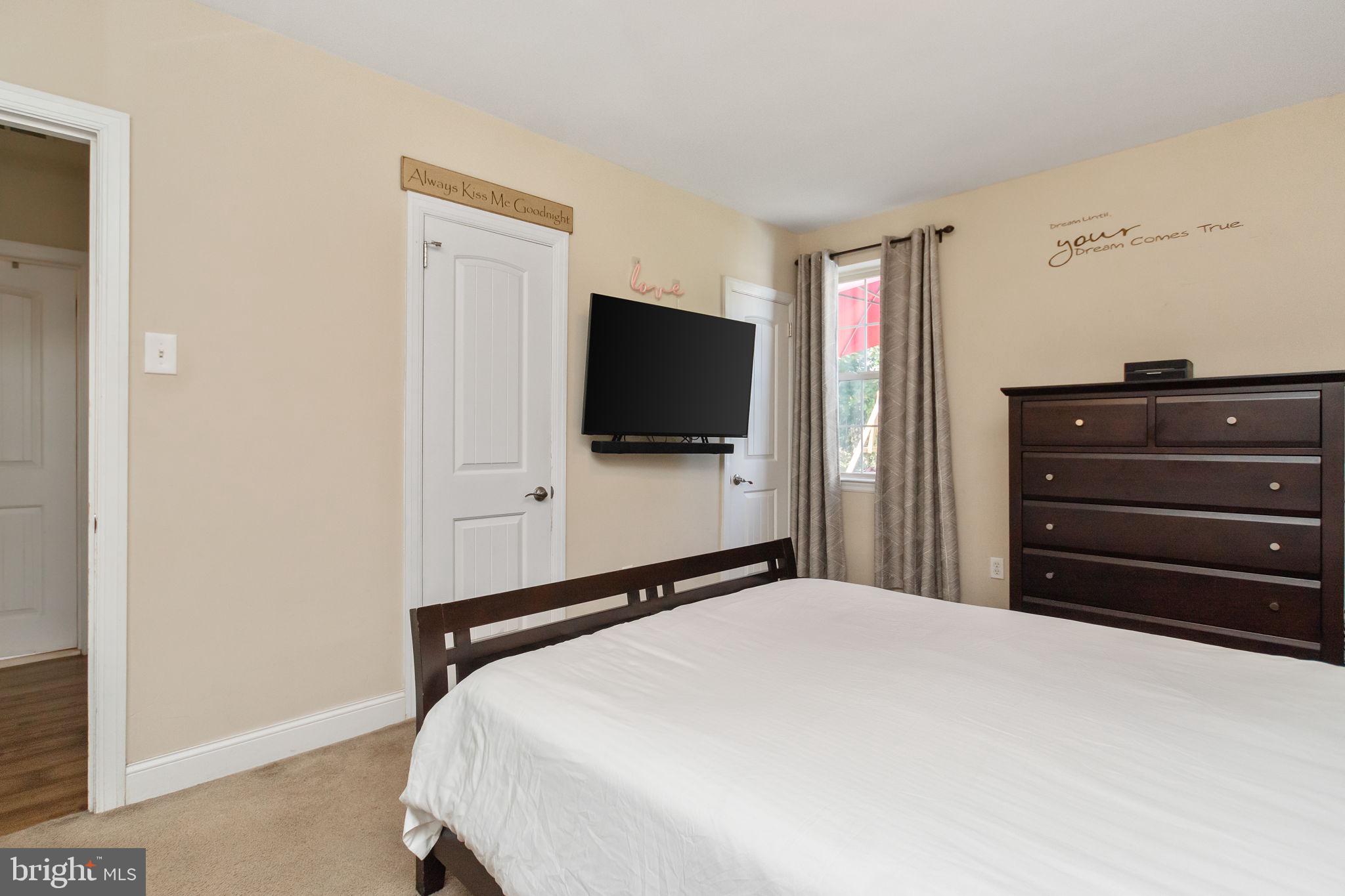 9210 Exeter Road Philadelphia, PA 19114 - Photo 18 of 18 Primary Bedroom