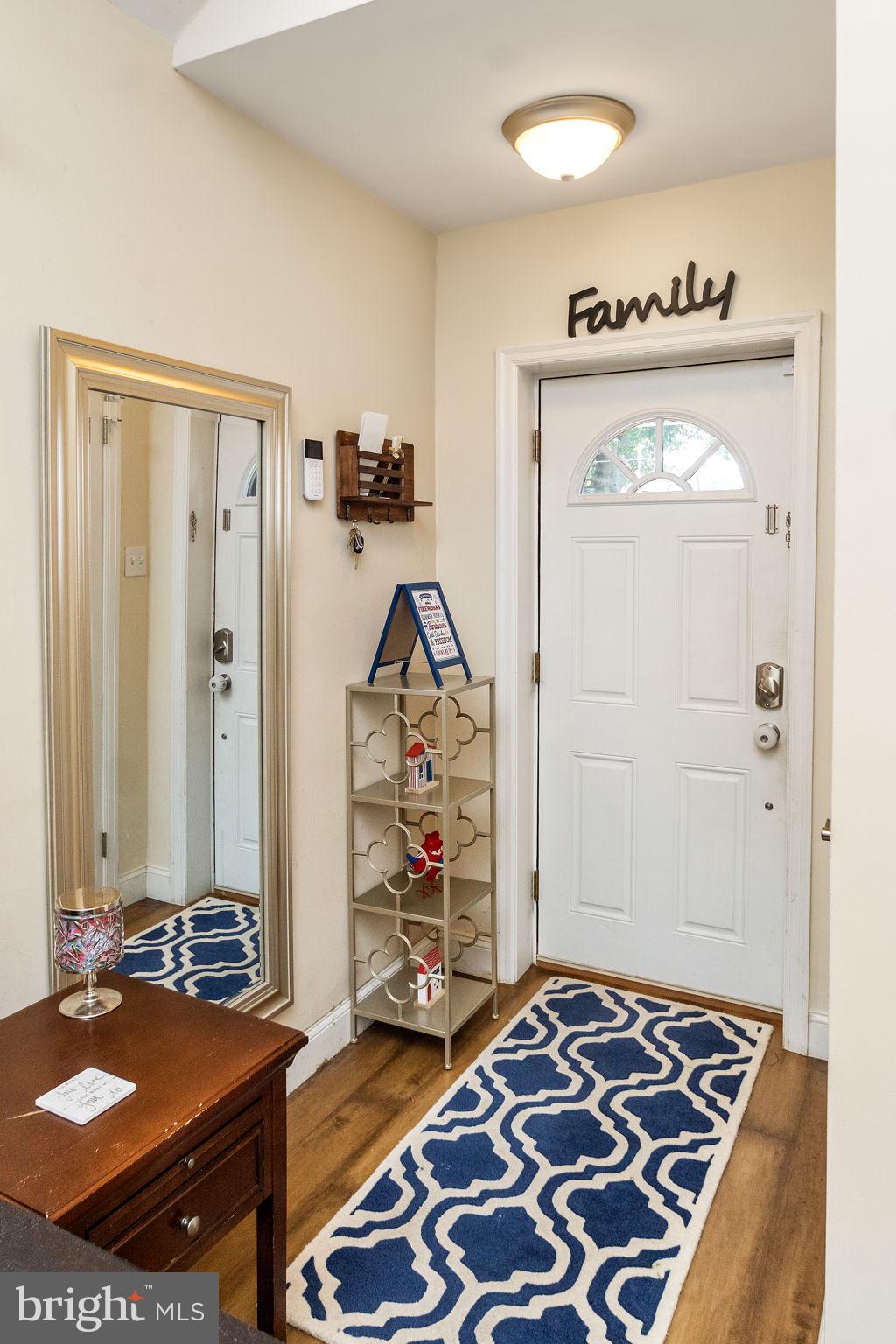 9210 Exeter Road Philadelphia, PA 19114 - Photo 7 of 18 Foyer with coat closet