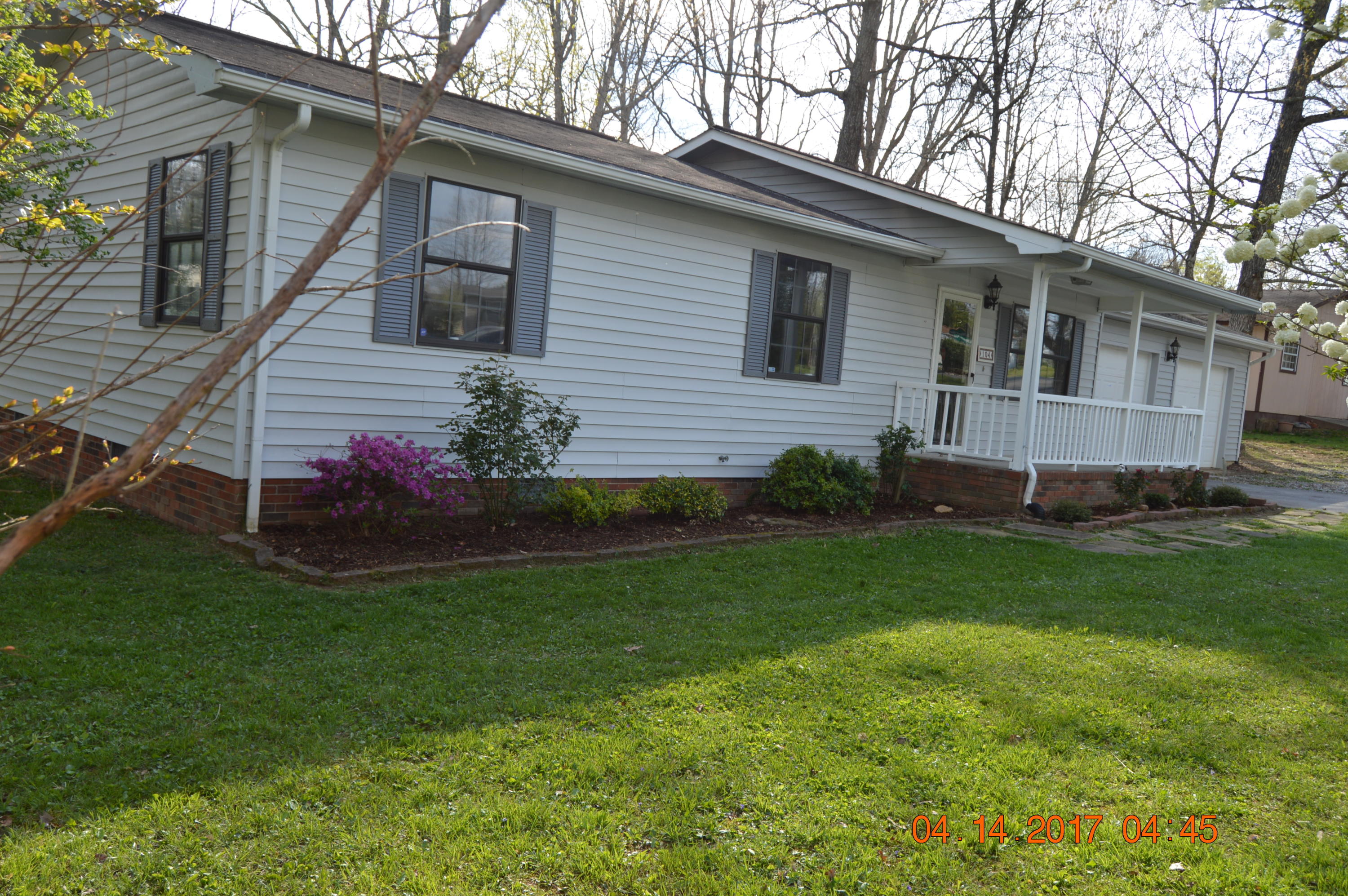 104 Runnymeade Road Crossville, TN 38558 - Photo 1 of 20 DSC_1063