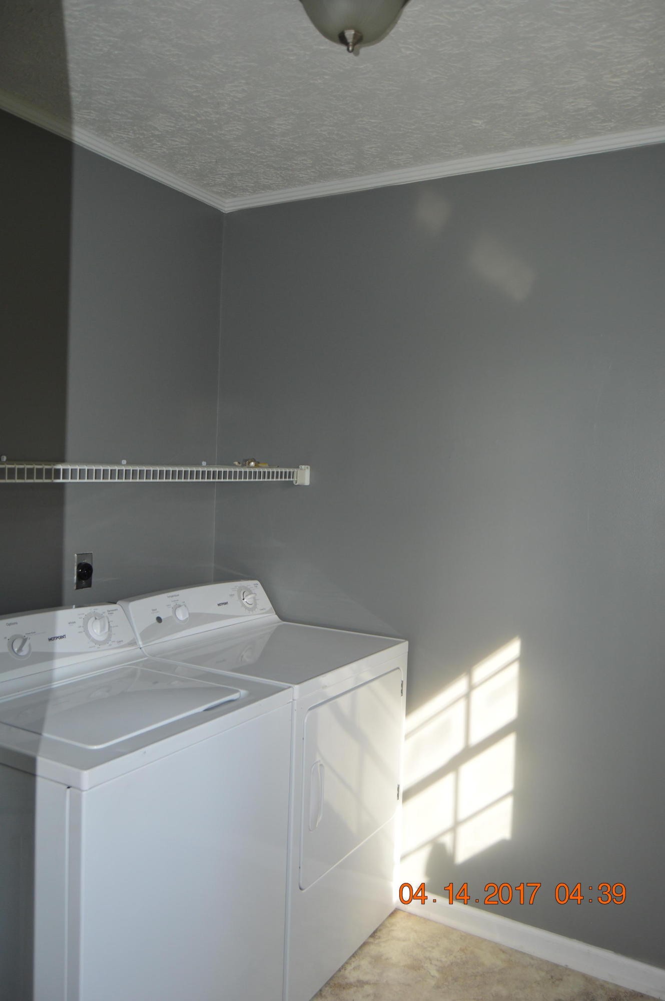 104 Runnymeade Road Crossville, TN 38558 - Photo 8 of 20 DSC_1047