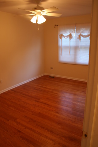 305 Old Hunt Road Fox River Grove, IL 60021 - Photo 8 of 10