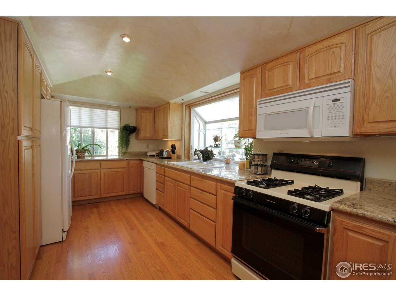 4295 Easley Road Golden, CO 80403 - Photo 5 of 23 Gallery Image 5