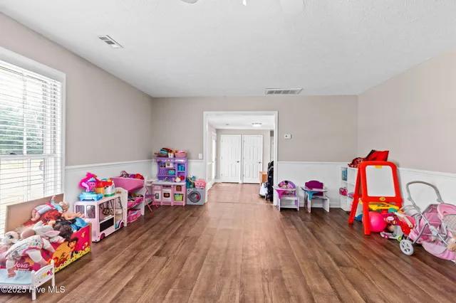 $269,900 | 103 Woodrow Street, Tabor City, NC 28463