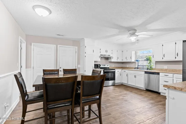 $269,900 | 103 Woodrow Street, Tabor City, NC 28463