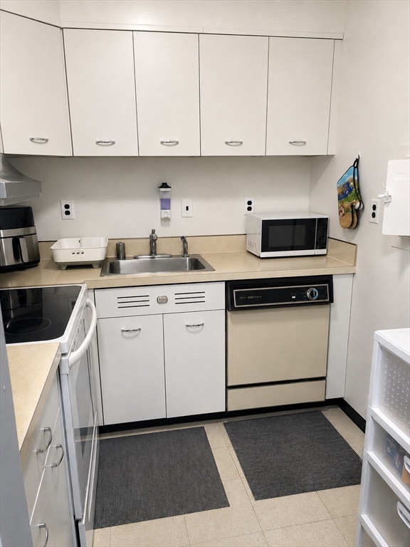 101 Mulberry Street, Unit 305 Springfield, MA 01105 - Photo 4 of 10
