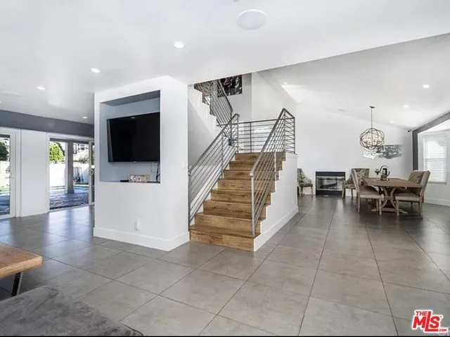 $8,495 | 6140 Rhodes Avenue, North Hollywood, CA 91606