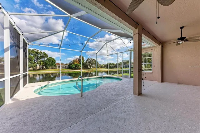 $685,000 | 217 39th Street Northeast, Bradenton, FL 34208