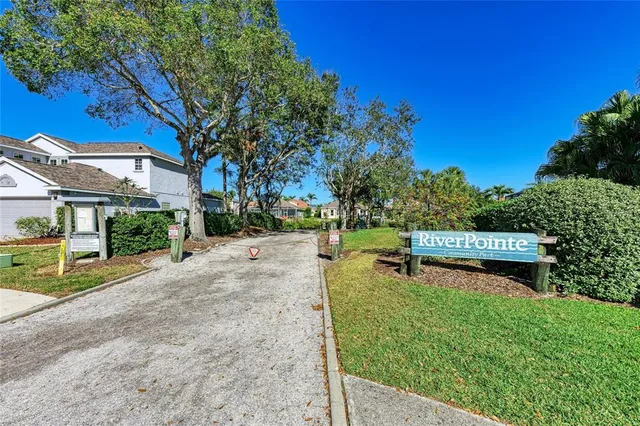 $685,000 | 217 39th Street Northeast, Bradenton, FL 34208