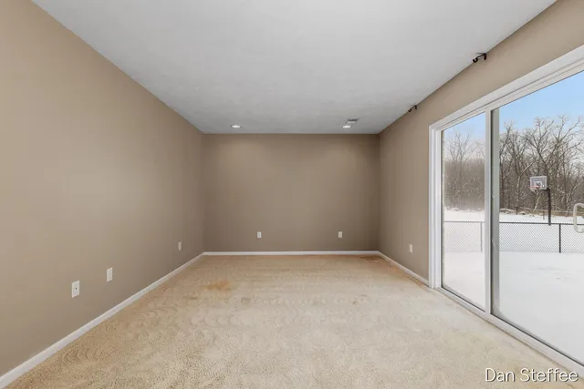 $375,000 | 3195 Nature View Drive Southeast, Grand Rapids, MI 49512