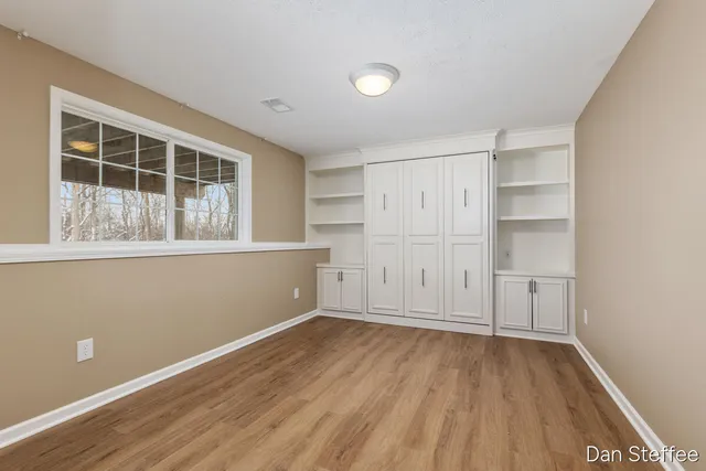 $375,000 | 3195 Nature View Drive Southeast, Grand Rapids, MI 49512