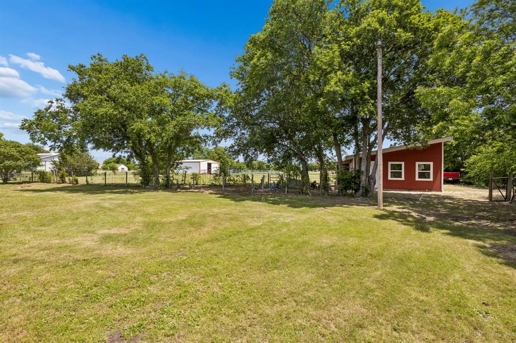 1300 Rock Ridge Road Lucas, TX 75002 - Photo 20 of 27