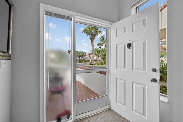 $537,995 | 402 Sea Oats Drive, Unit G, Juno Beach, FL 33408