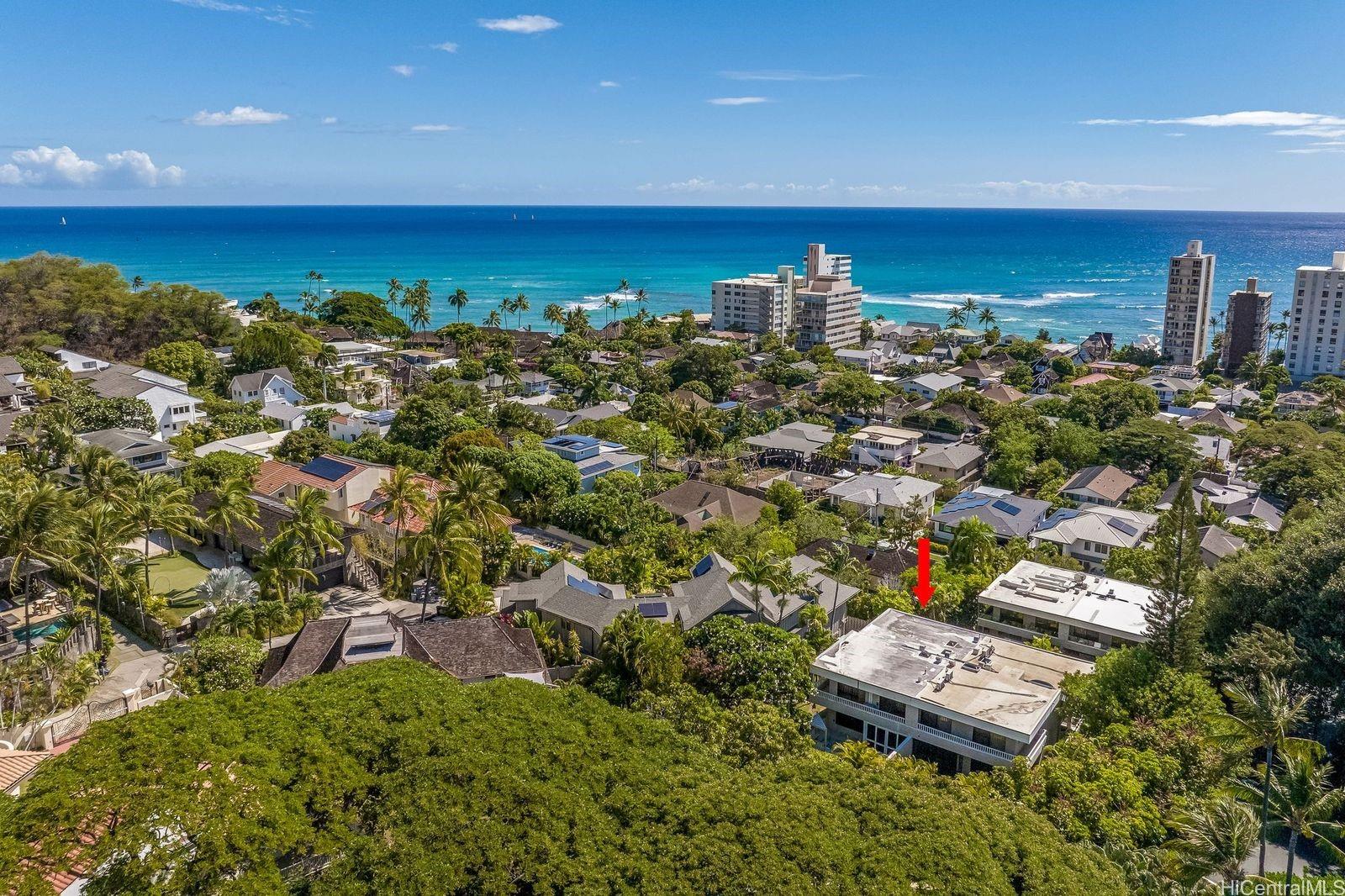2929 Poni Moi Road, Unit 4 Honolulu, HI 96815 - Photo 6 of 25 an aerial view of multiple house