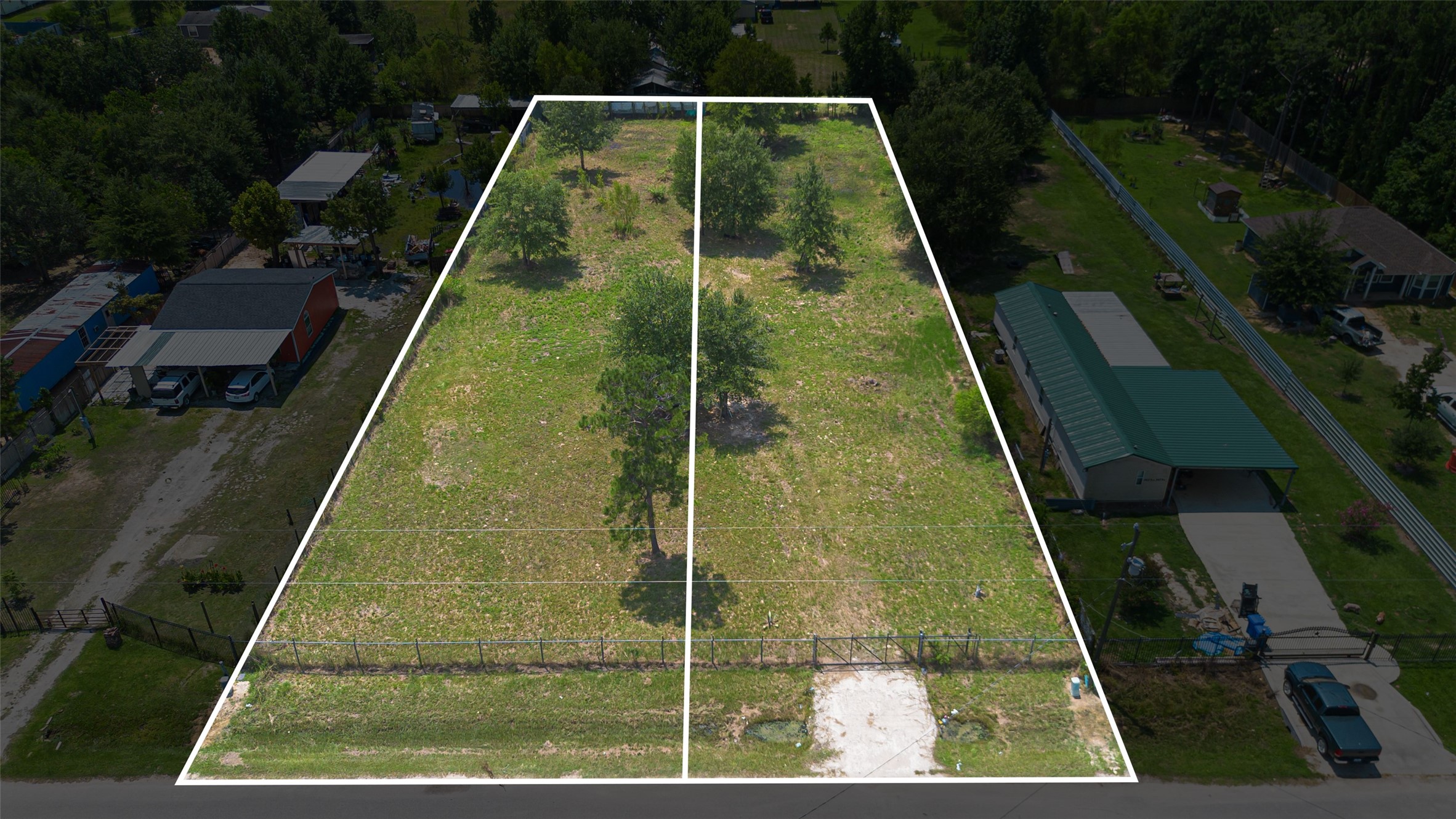 2425 County Road 3479 B Cleveland, TX 77327 - Photo 3 of 14
