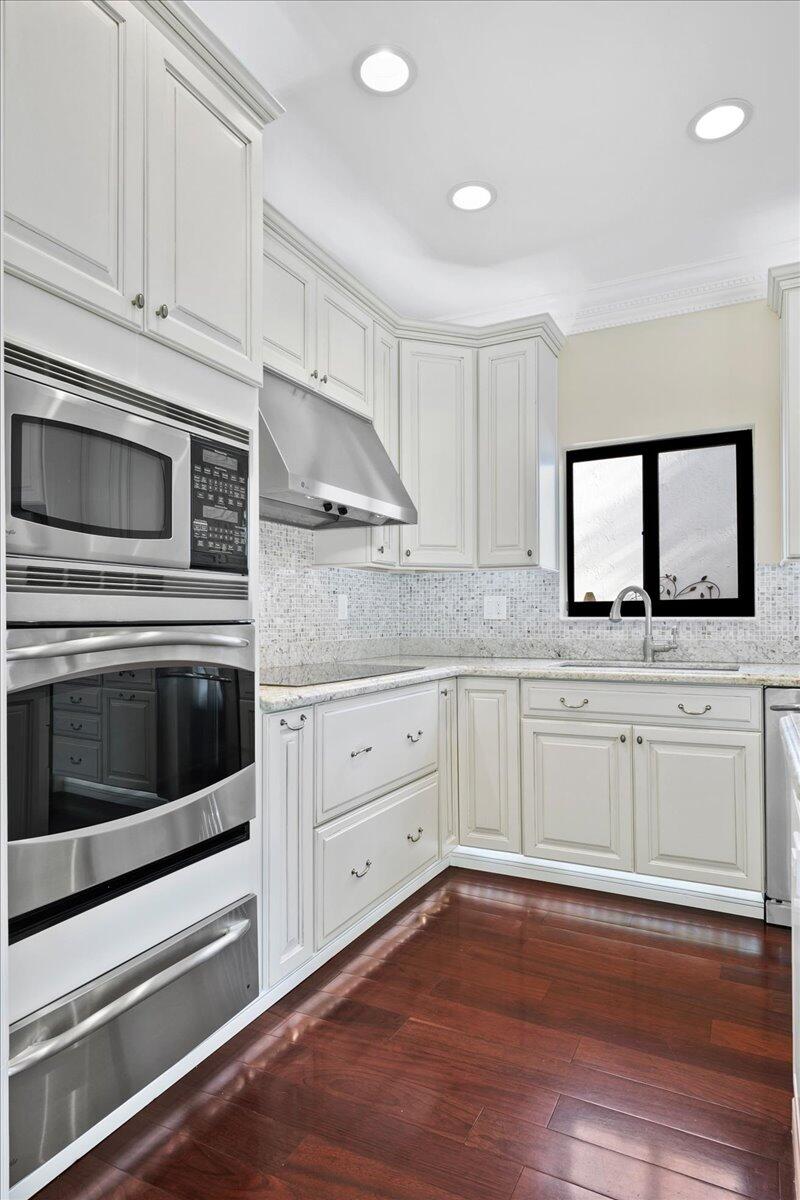 5516 Anderson Way Boca Raton, FL 33486 - Photo 36 of 40 41-LUX6050