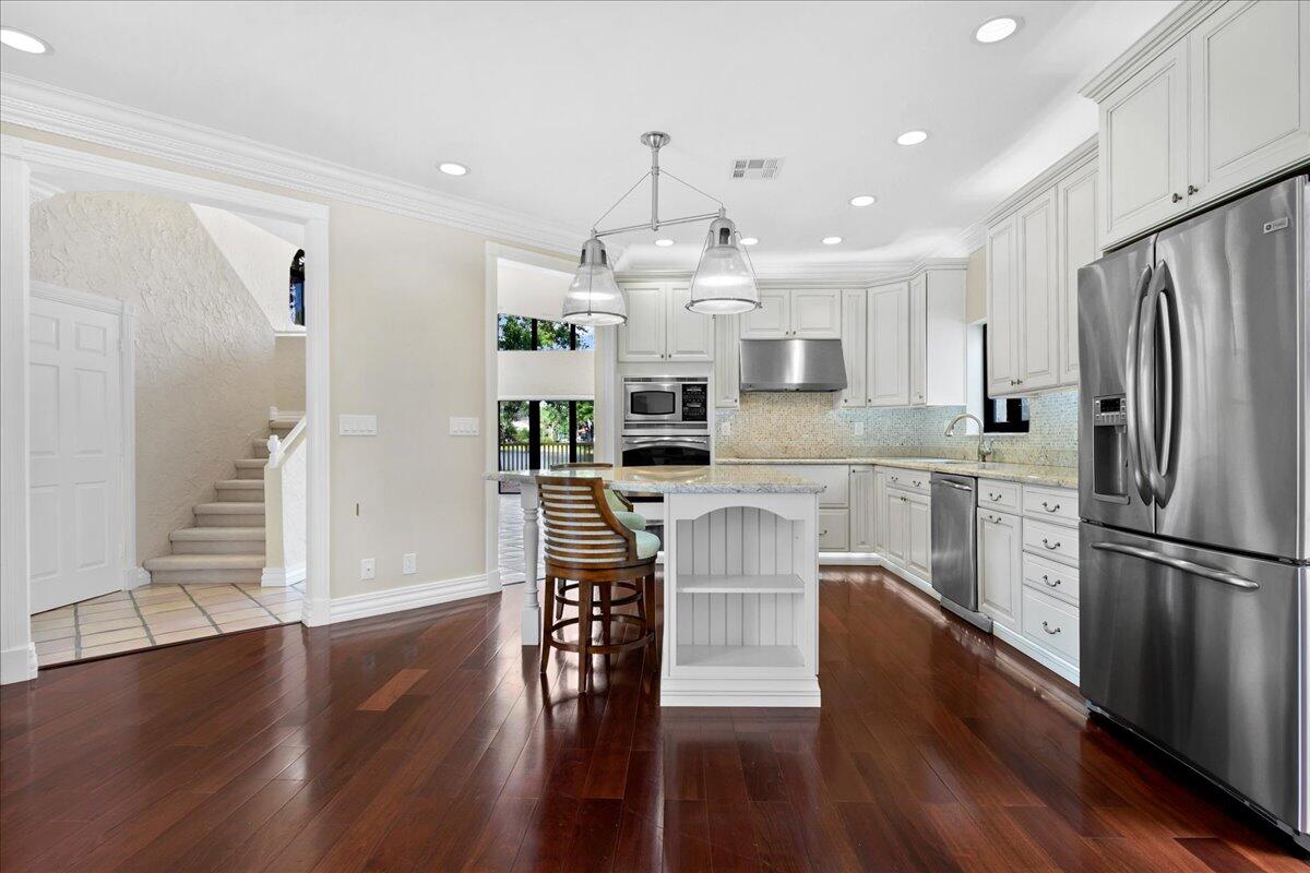 5516 Anderson Way Boca Raton, FL 33486 - Photo 4 of 40 11-LUX5840