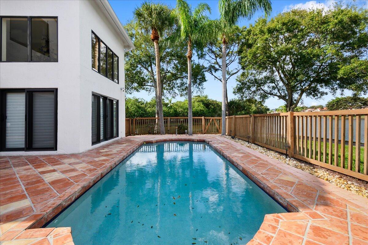 5516 Anderson Way Boca Raton, FL 33486 - Photo 5 of 40 07-LUX5805