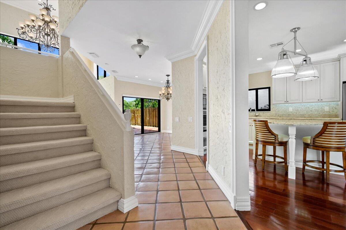 5516 Anderson Way Boca Raton, FL 33486 - Photo 10 of 40 09-LUX5820