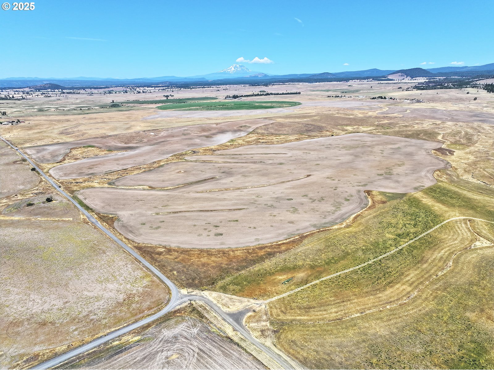 0 North Fairgrounds Road Goldendale, WA 98620 - Photo 15 of 48 a view of an ocean and beach