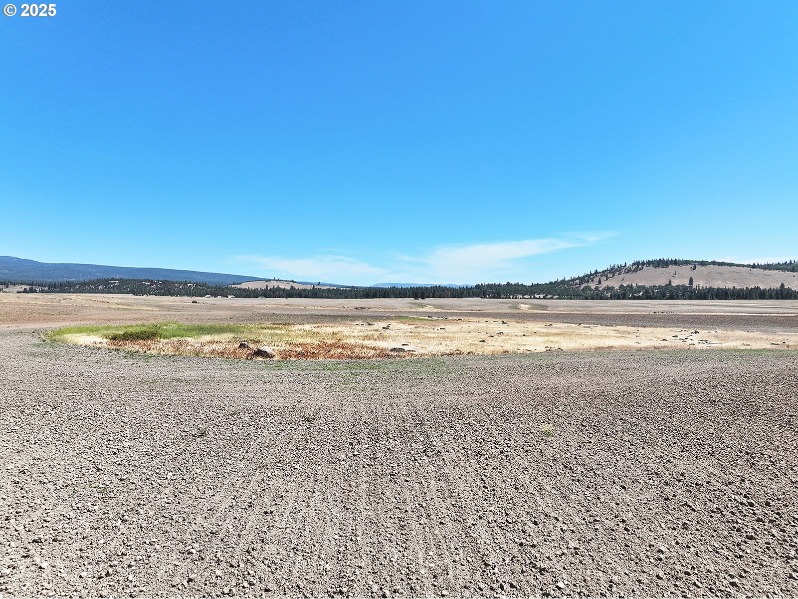 0 North Fairgrounds Road Goldendale, WA 98620 - Photo 23 of 48 a view of an ocean and beach