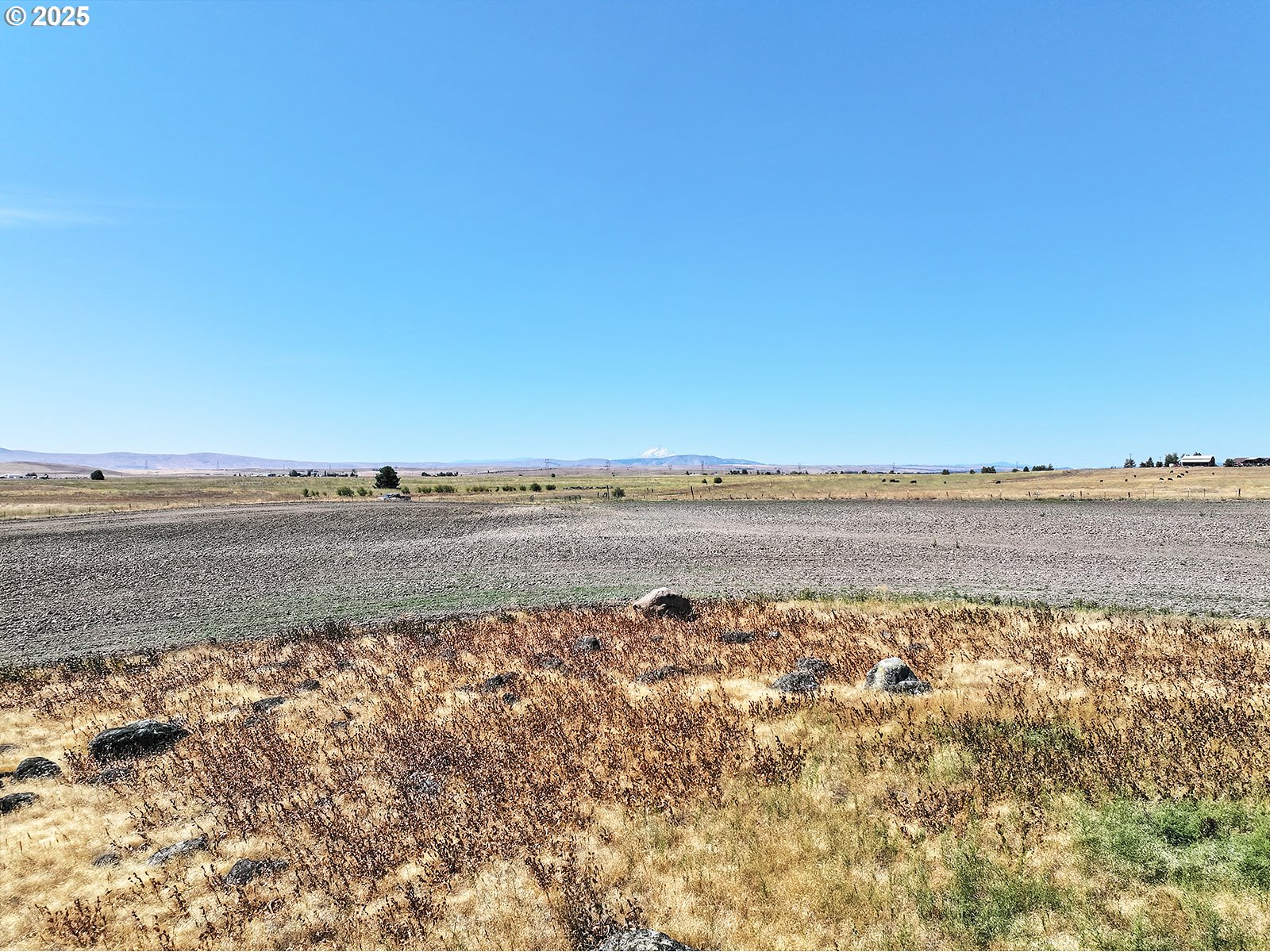 0 North Fairgrounds Road Goldendale, WA 98620 - Photo 24 of 48 a view of an ocean beach