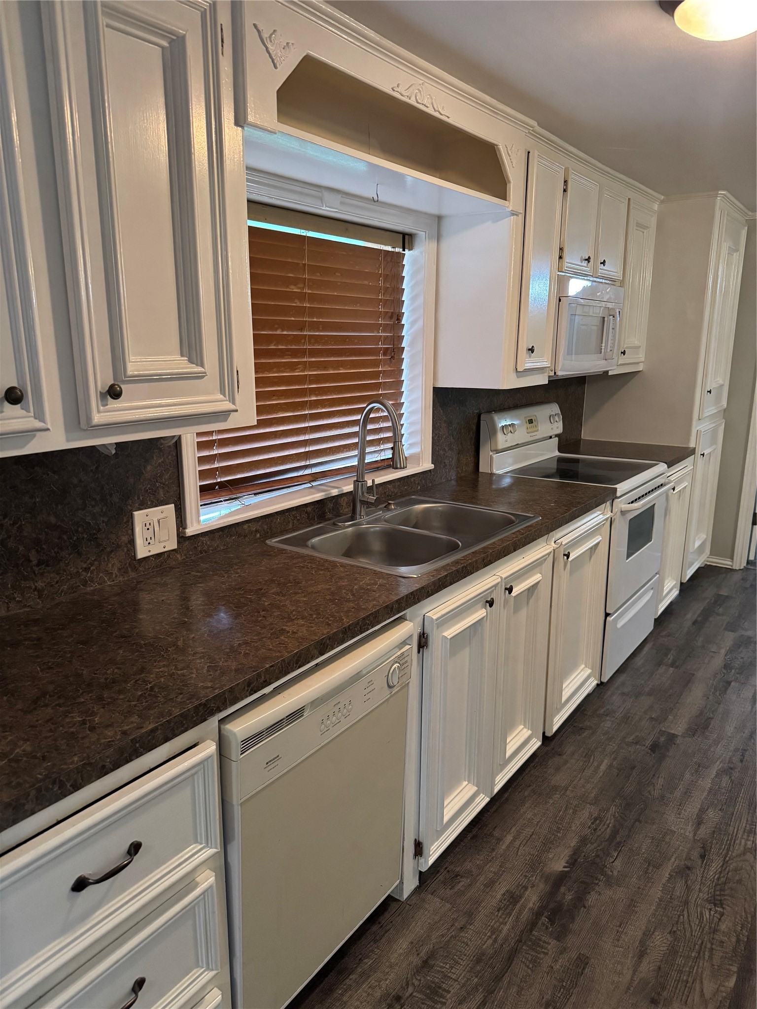 36022 Lomax Road Brookshire, TX 77423 - Photo 4 of 21
