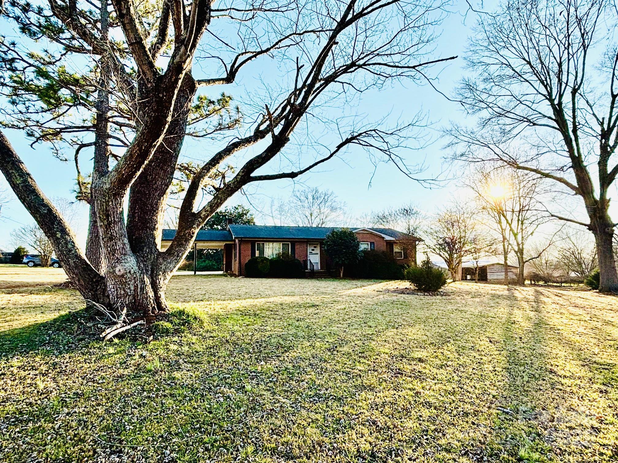 150 Old Georgia Road Statesville, NC 28625 - Photo 2 of 42