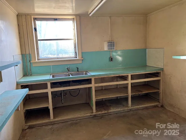 $585,000 | 150 Old Georgia Road, Statesville, NC 28625